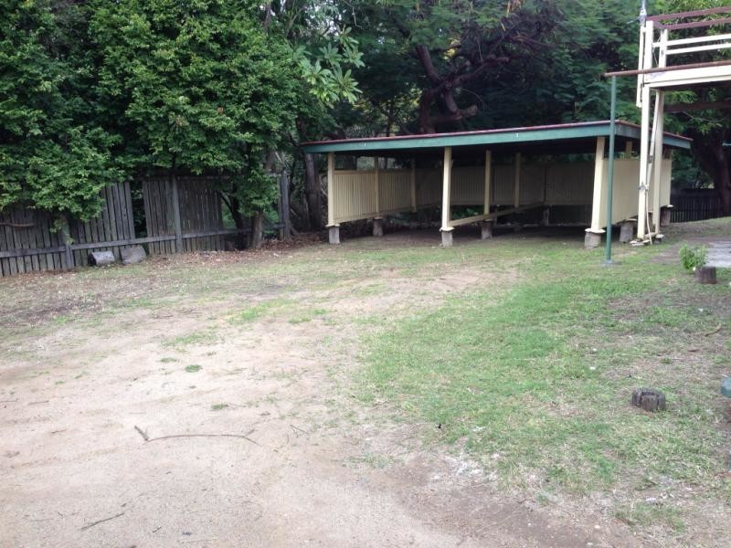 2/204 Elphinstone Street, Berserker QLD 4701
